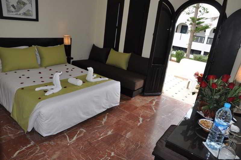 Hotel Les Omayades Agadir Buitenkant foto