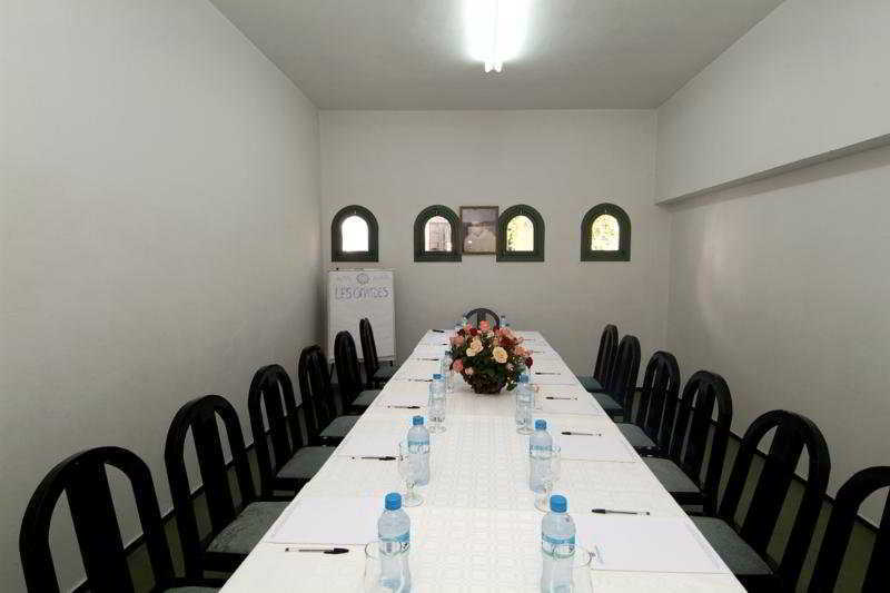 Hotel Les Omayades Agadir Buitenkant foto