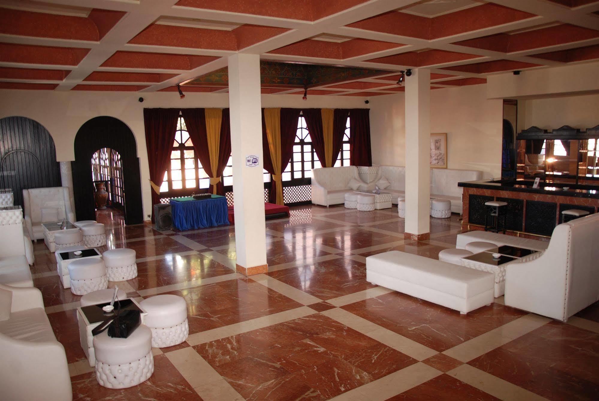 Hotel Les Omayades Agadir Buitenkant foto
