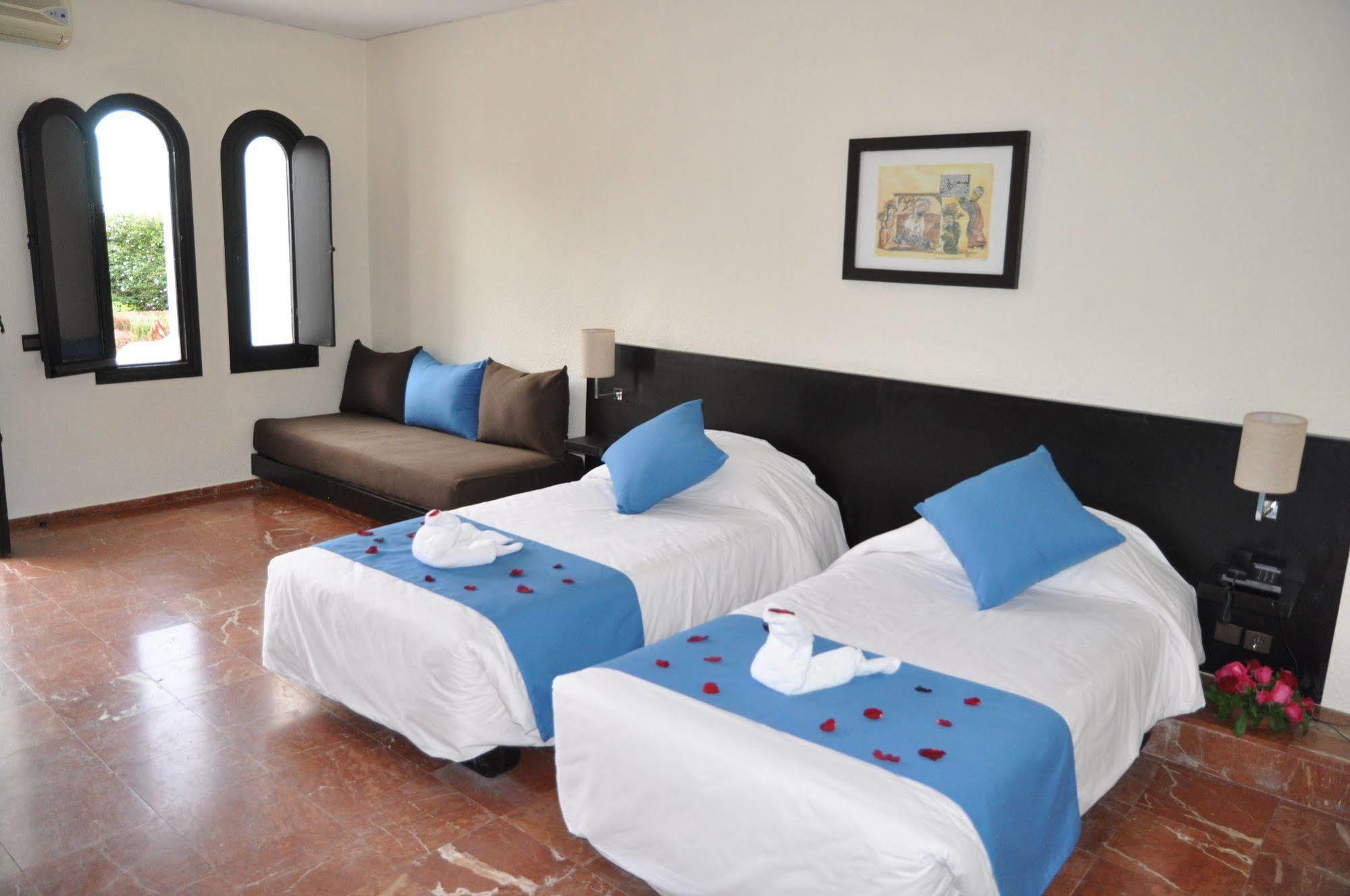 Hotel Les Omayades Agadir Buitenkant foto