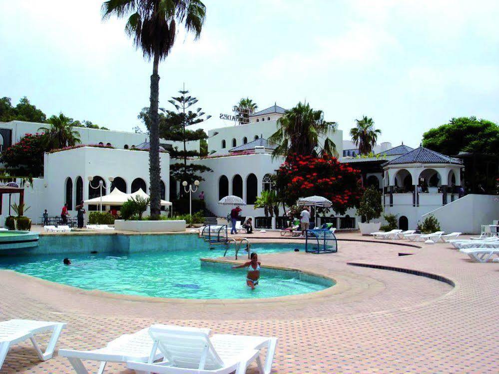 Hotel Les Omayades Agadir Buitenkant foto