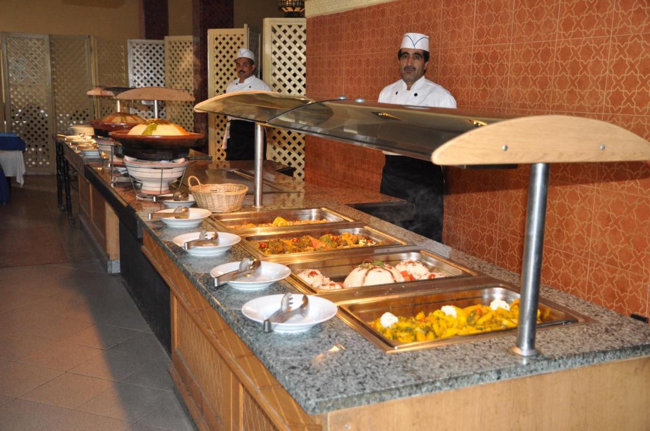 Hotel Les Omayades Agadir Buitenkant foto